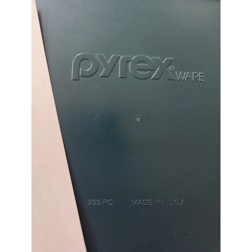 Pyrex 233 PC replacement lid Rectangular Plastic Snap on green
